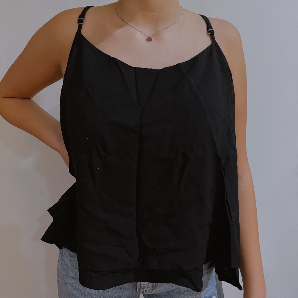 flowy black top